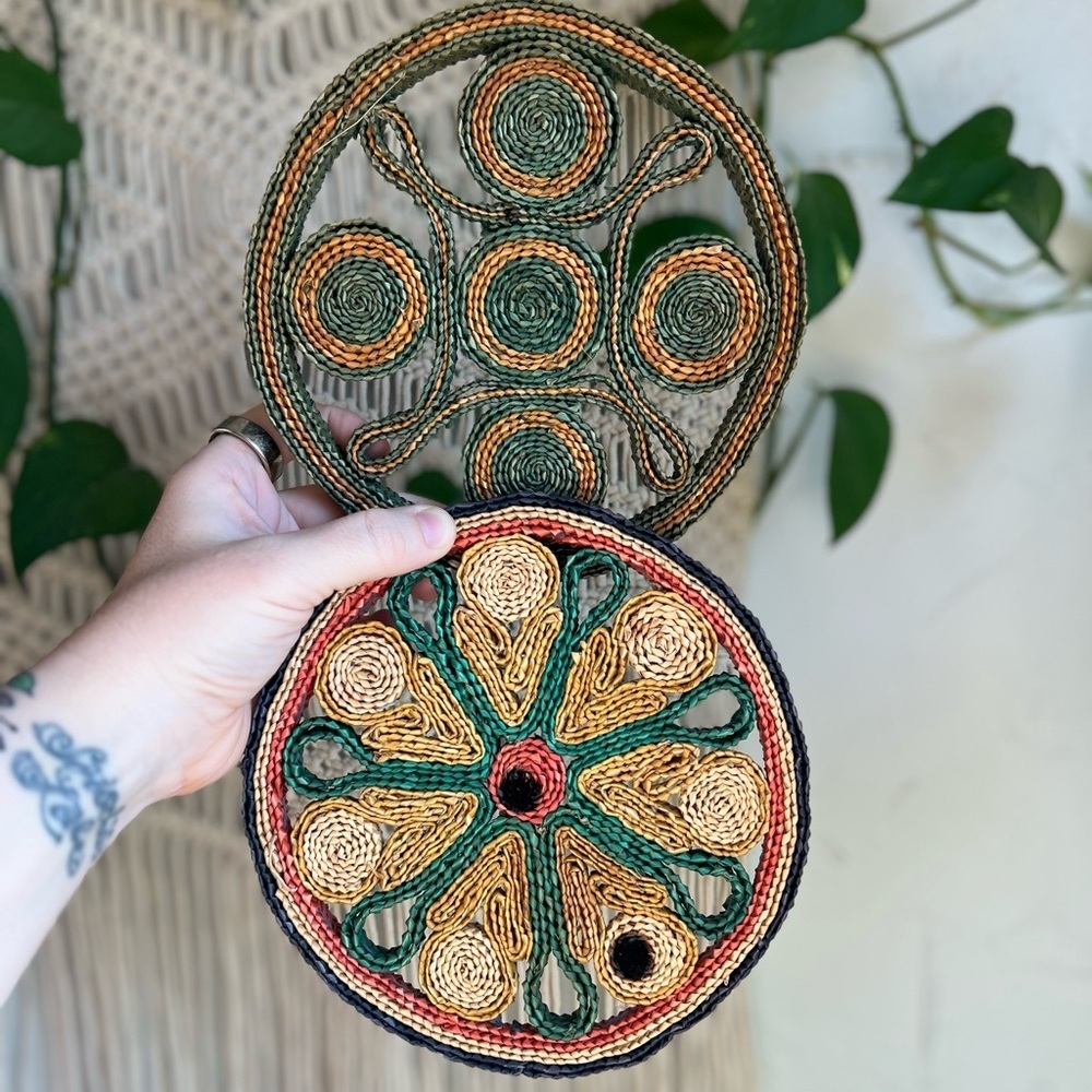 Vintage Woven Straw Trivets Set of 2 Round Boho Raffia Hot Pads Farmhouse Rustic - Picture 6 of 11